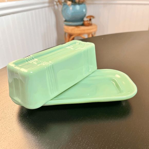 TPC Tablecraft Jadeite Butter Dish with Cover Kitchen Retro Style - Picture 2 of 7